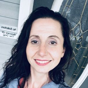 Meet your Posher, Jennifer